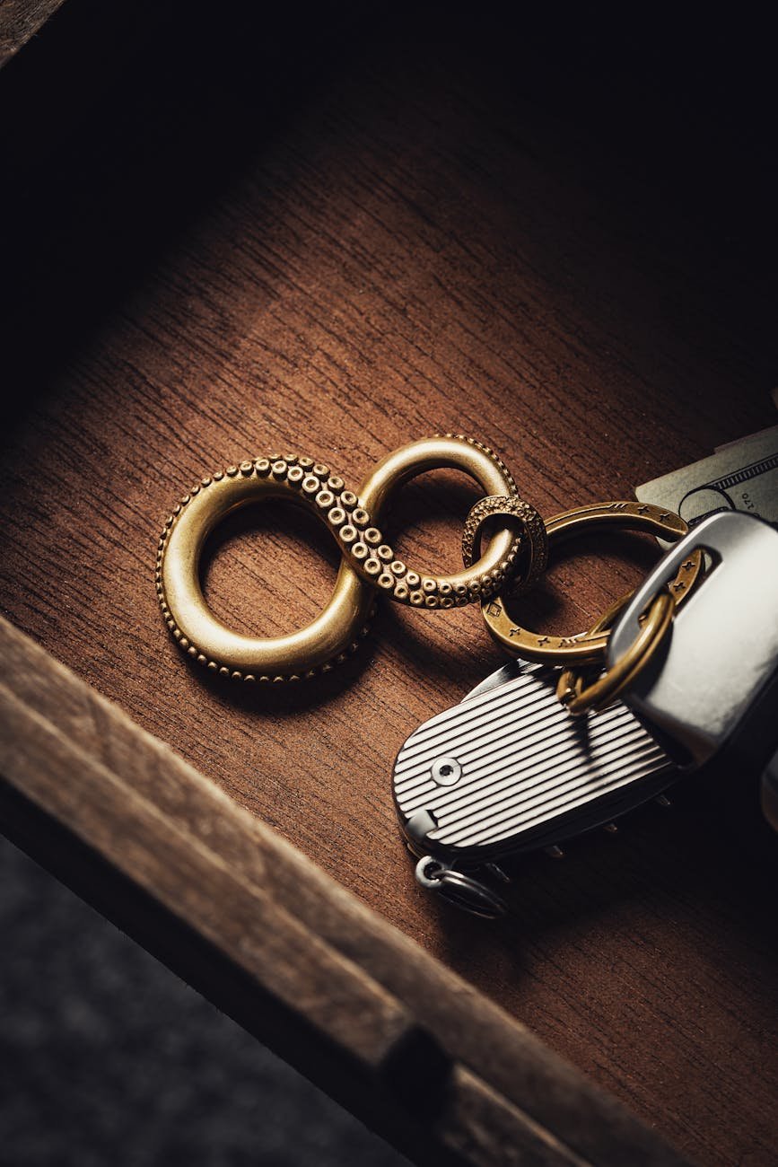 best storage solutions for small glasgow bathrooms